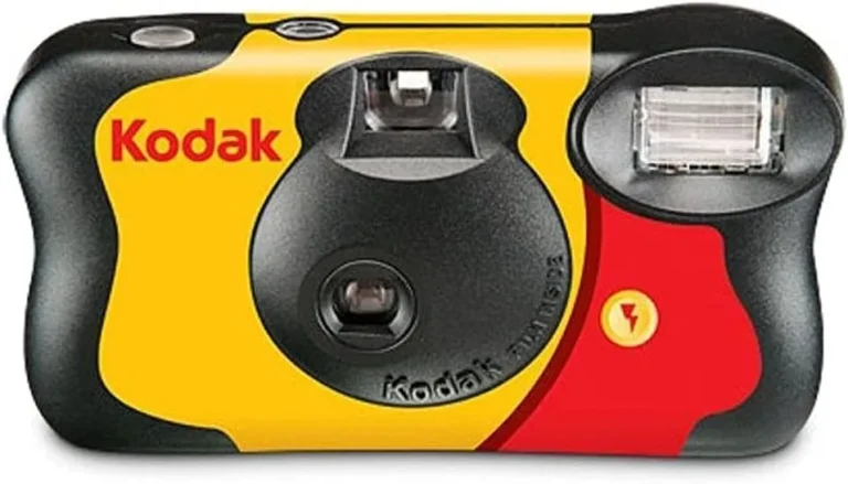 Single-Use, Half-Frame, and Reusable 35mm Cameras Compared for Beginners