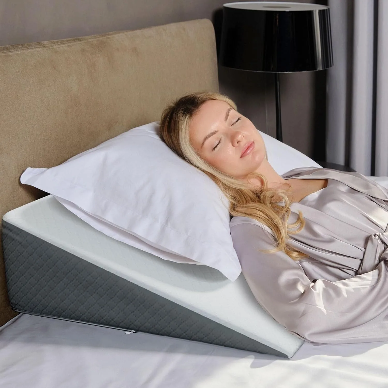 Incline Sleep Wedges Ranked by Elevation, Support, and Comfort