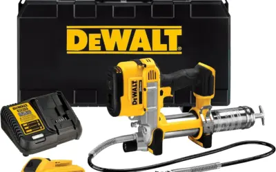 Tractor Grease Guns Ranked by Pressure, Reach, and Coupler Reliability