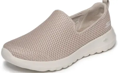 Top Walking Footwear Ranked by Cushioning, Arch Support, and Durability