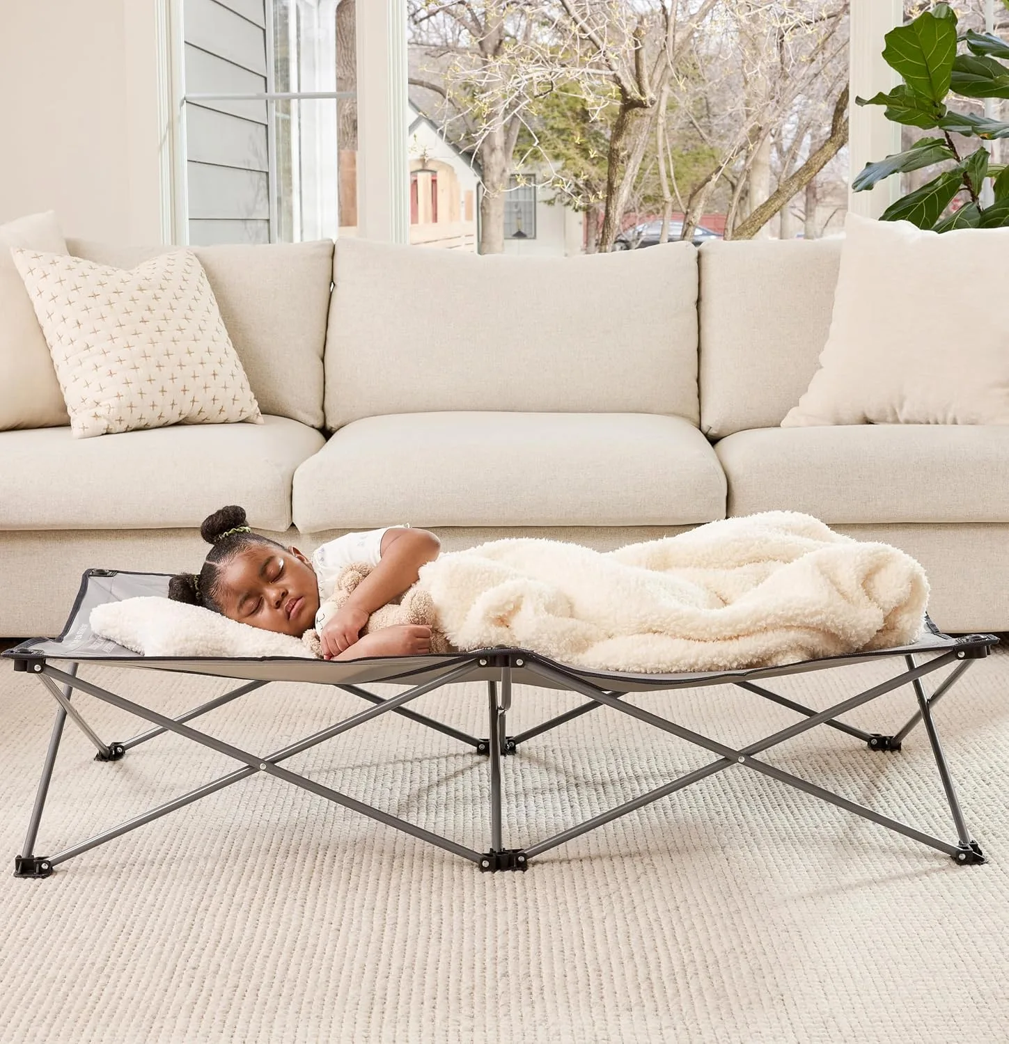 Folding Cot Beds Ranked by Comfort, Capacity, and Portability