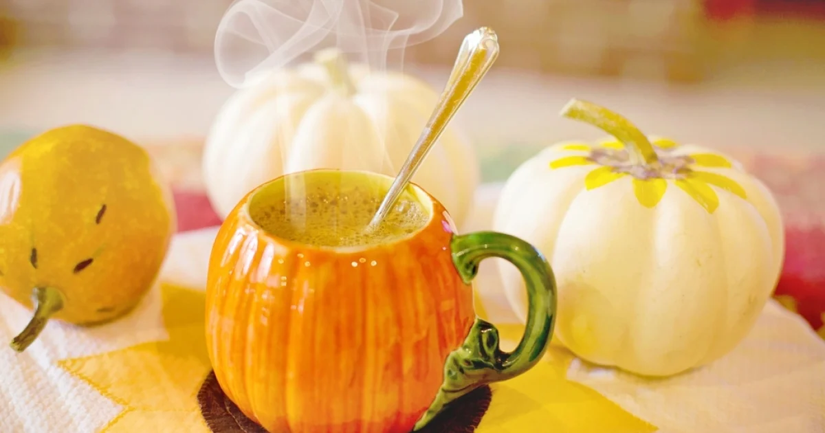 How to Make Pumpkin Spice Coffee at Home: Syrup, Beans or Spiced Milk